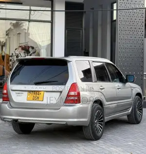 Subaru Forester 2005 Silver