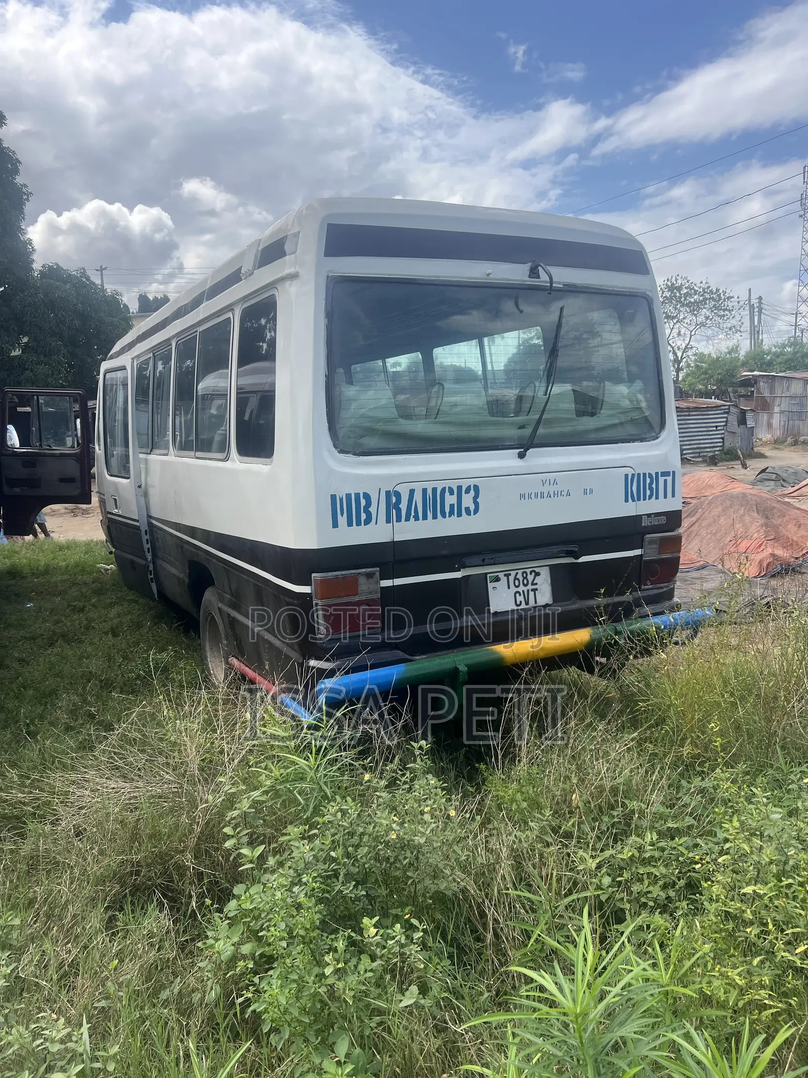 Toyota Coaster 1991 Red