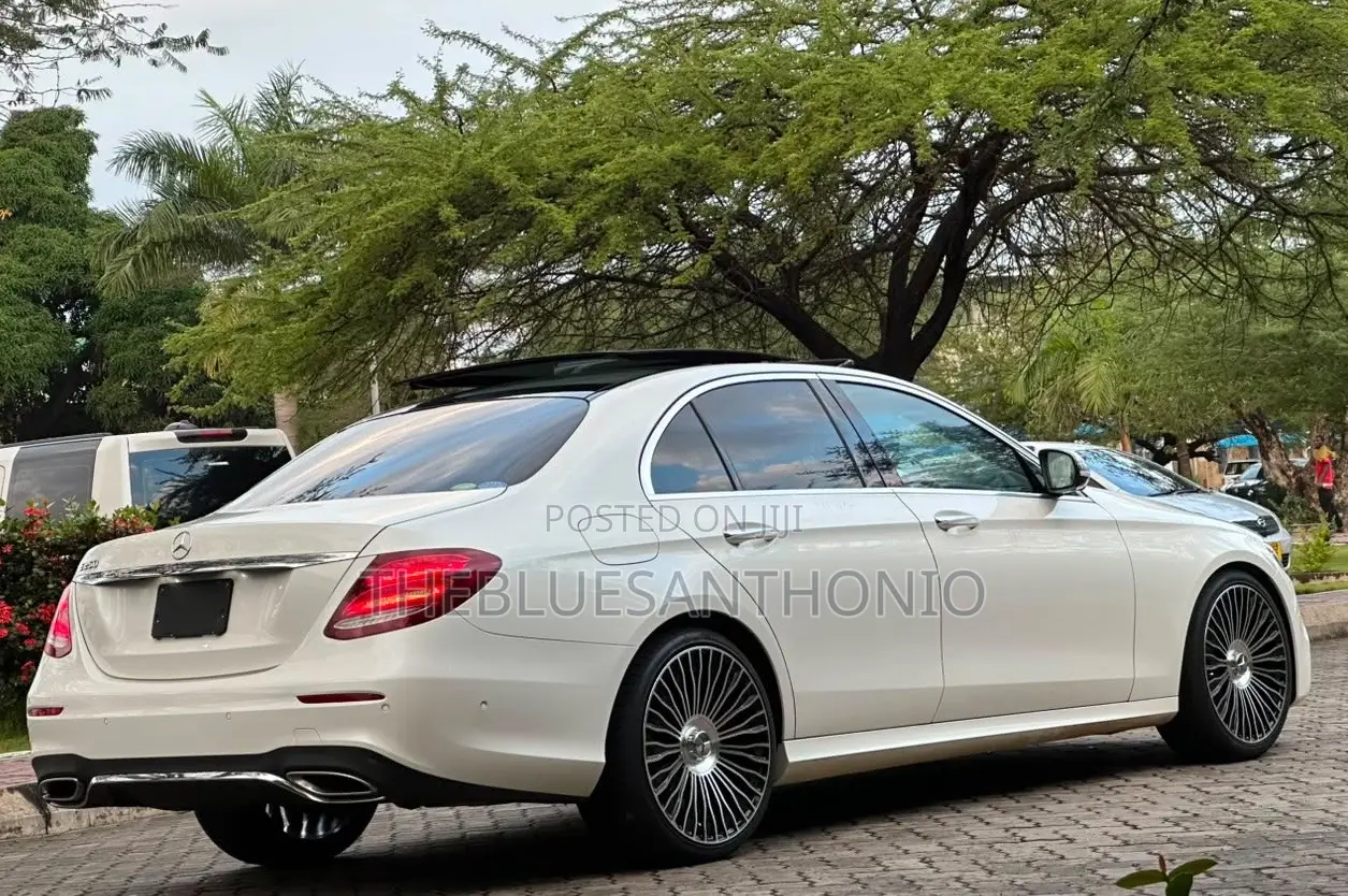 Mercedes-Benz E200 2017 White