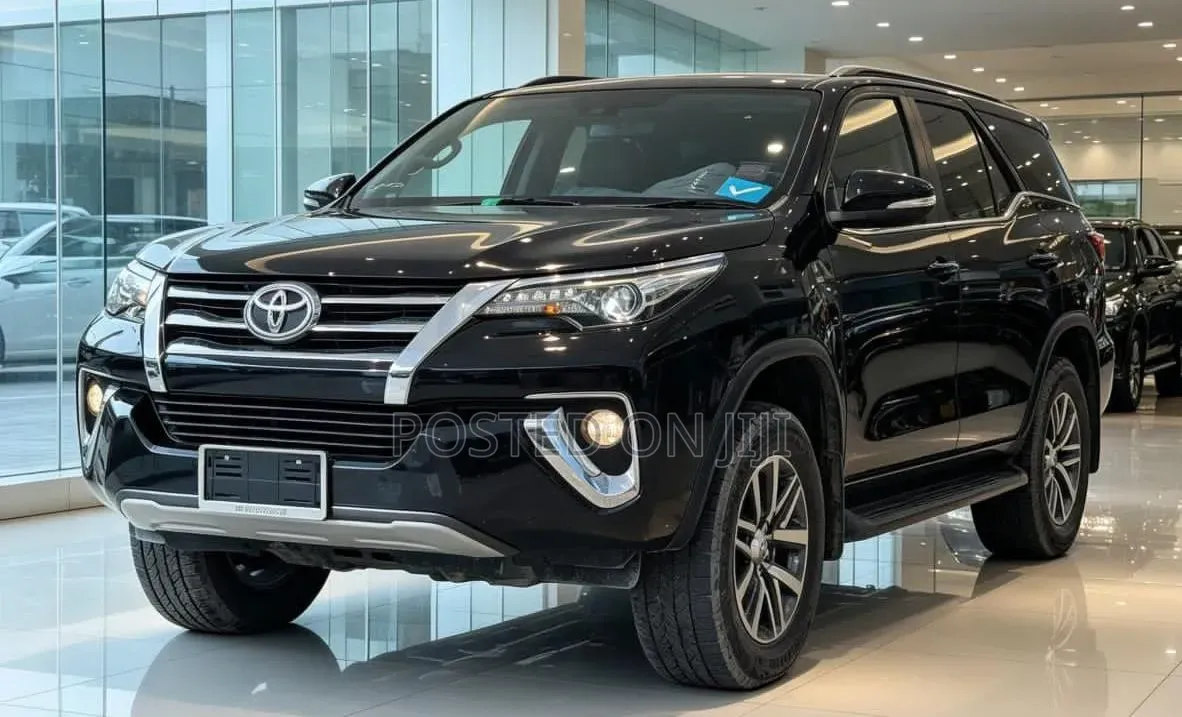 Toyota Fortuner 2017 Black