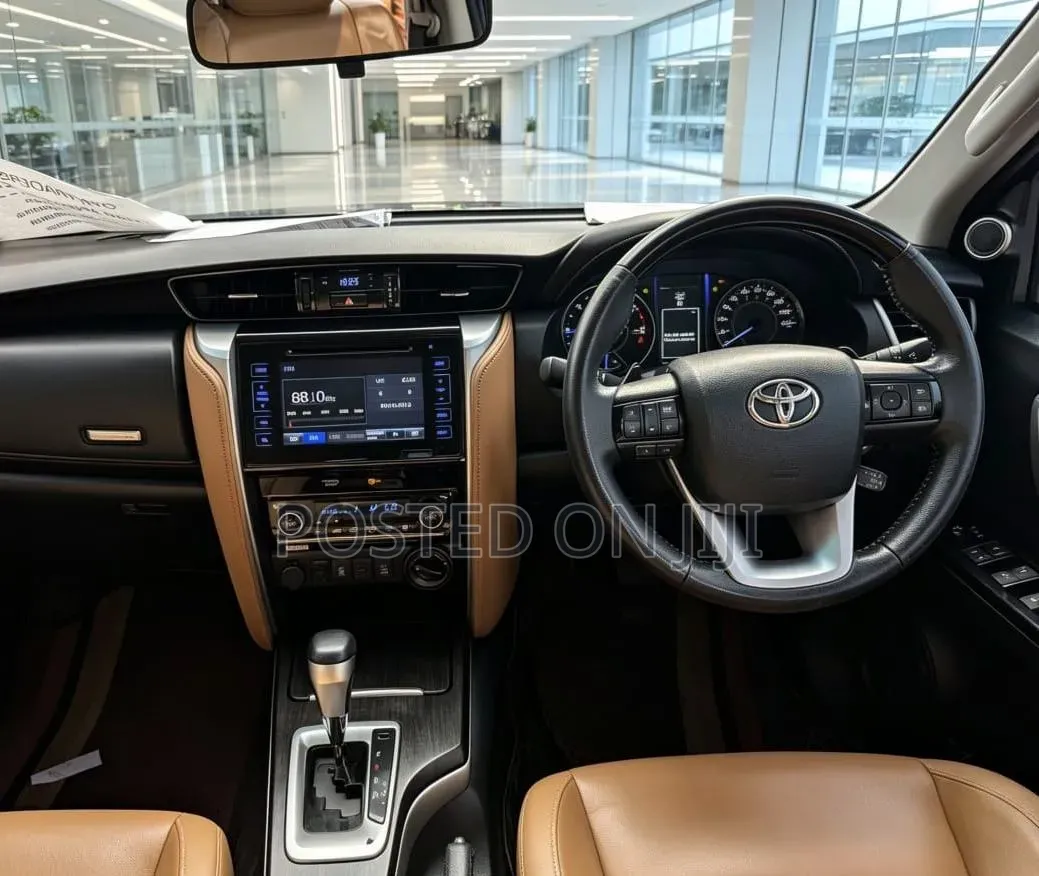 Toyota Fortuner 2017 Black