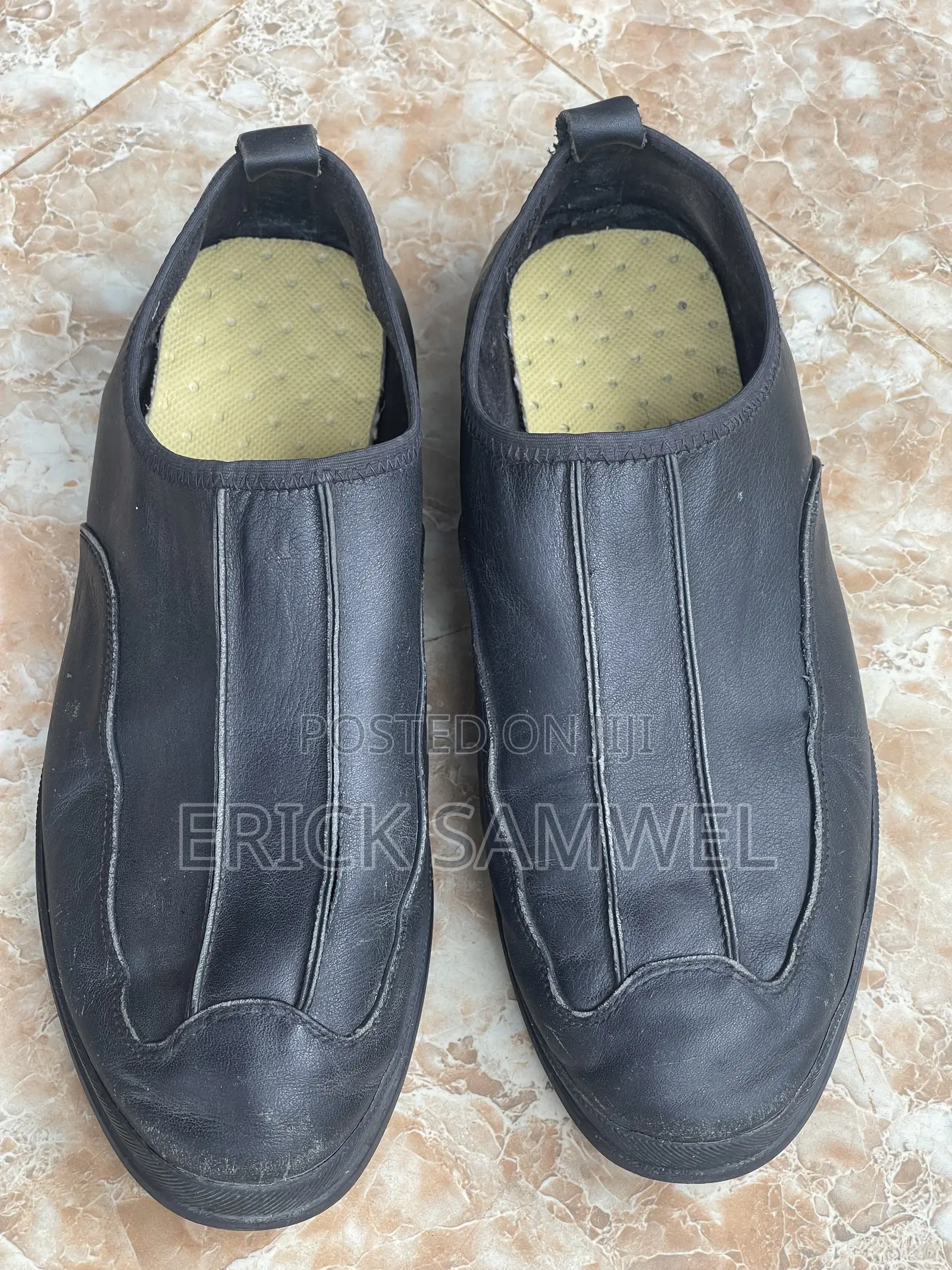 Men's Black Leather Loafers