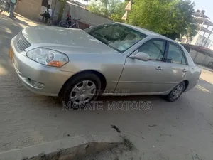Toyota Mark II 2002 Silver