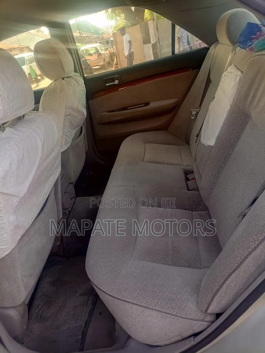 Toyota Mark II 2002 Silver