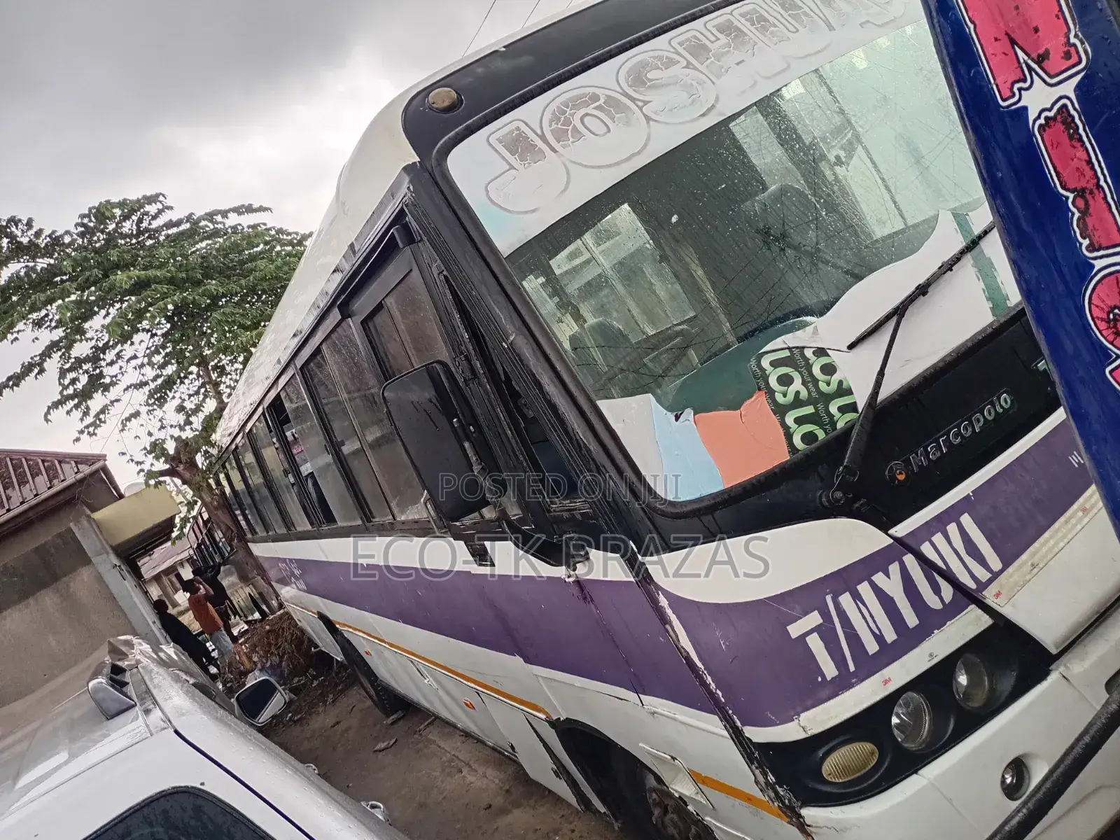 Tata Starbus Ultra Skool 2002 White