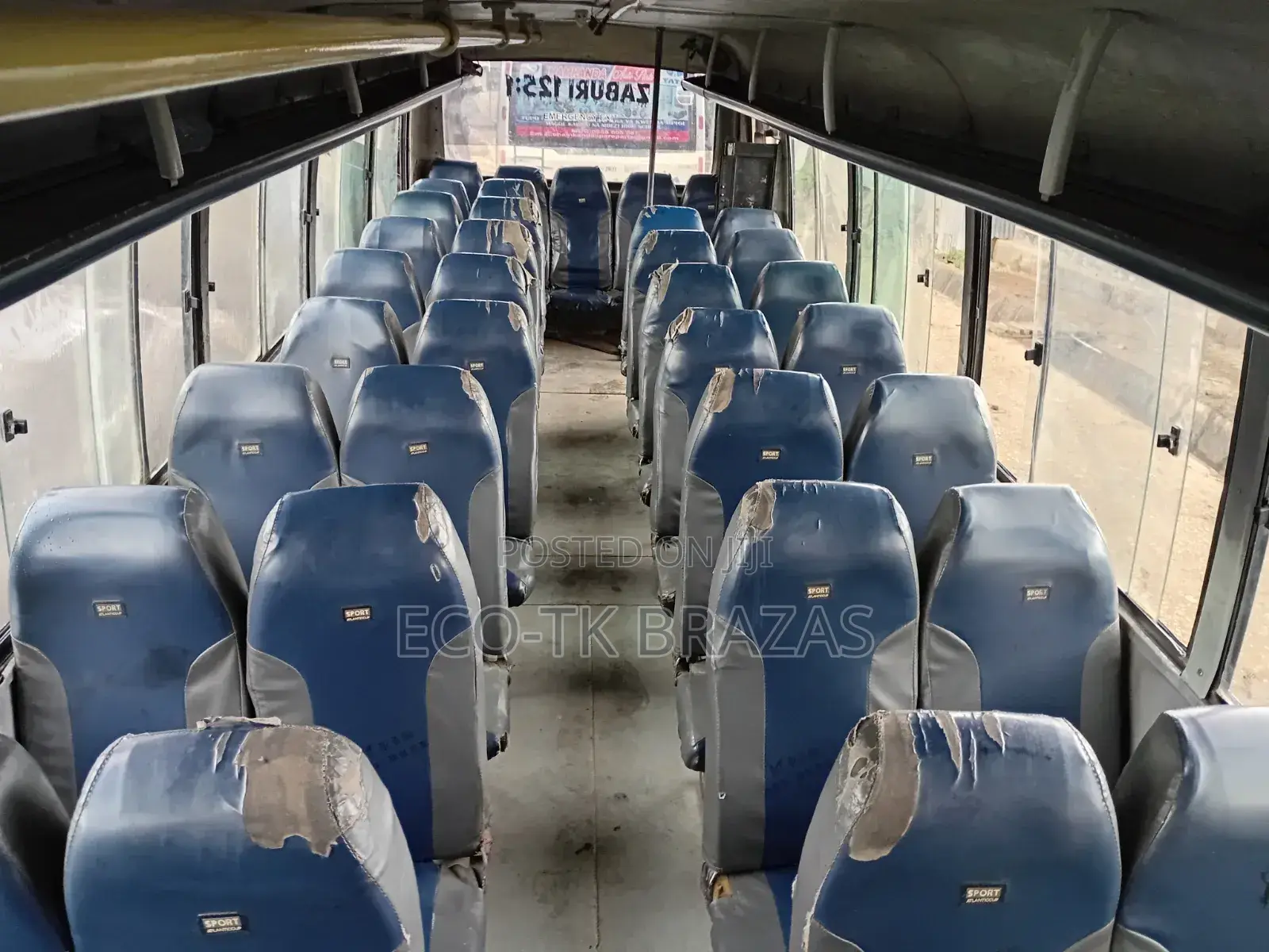 Tata Starbus Ultra Skool 2002 White