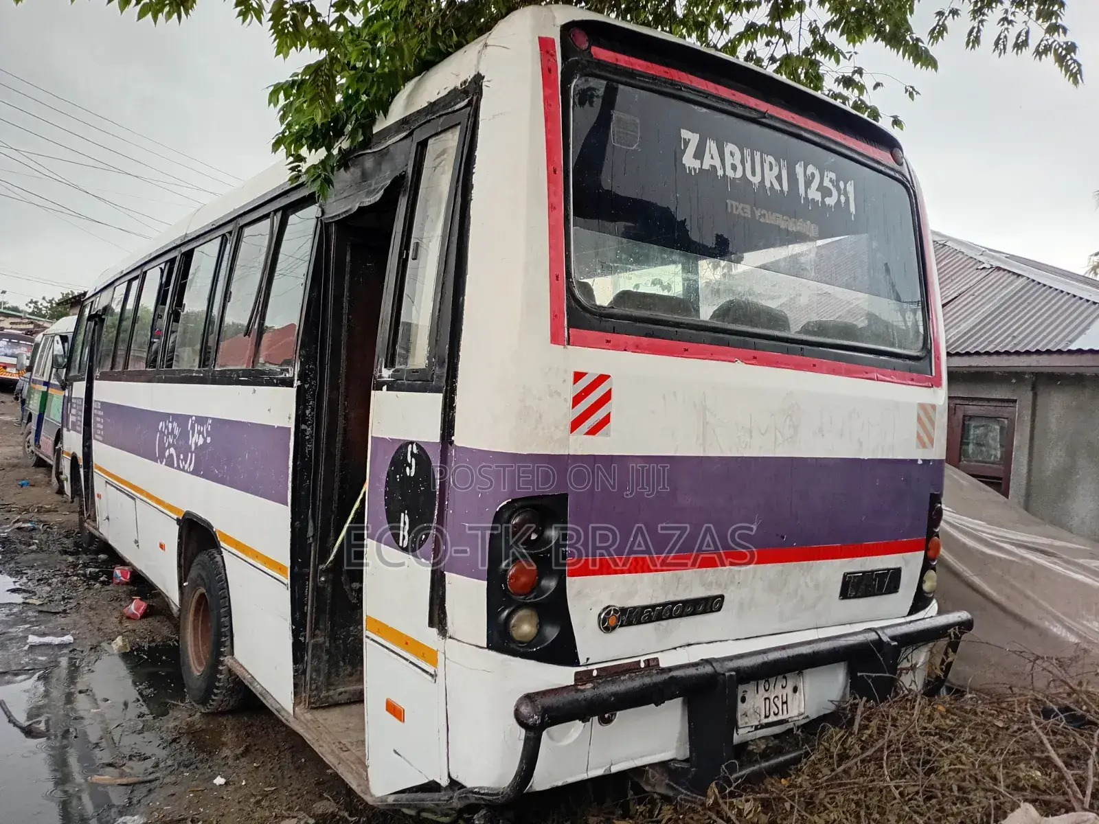 Tata Starbus Ultra Skool 2002 White