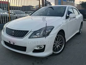 Toyota Crown 2008 White
