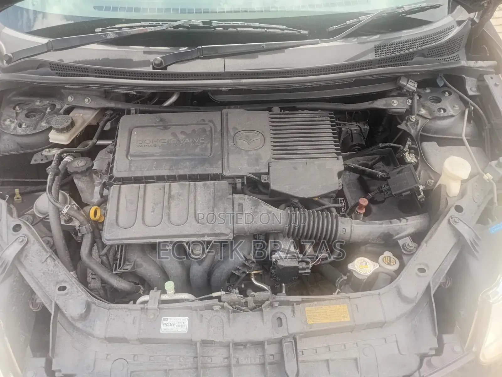 Mazda Verisa 2012 Maroon