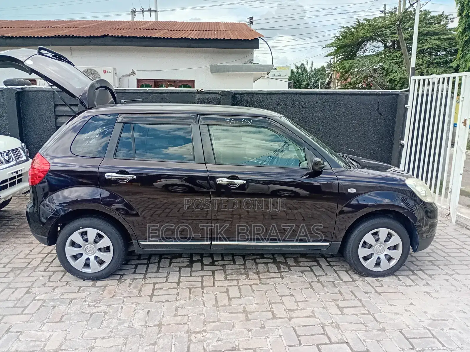 Mazda Verisa 2012 Maroon