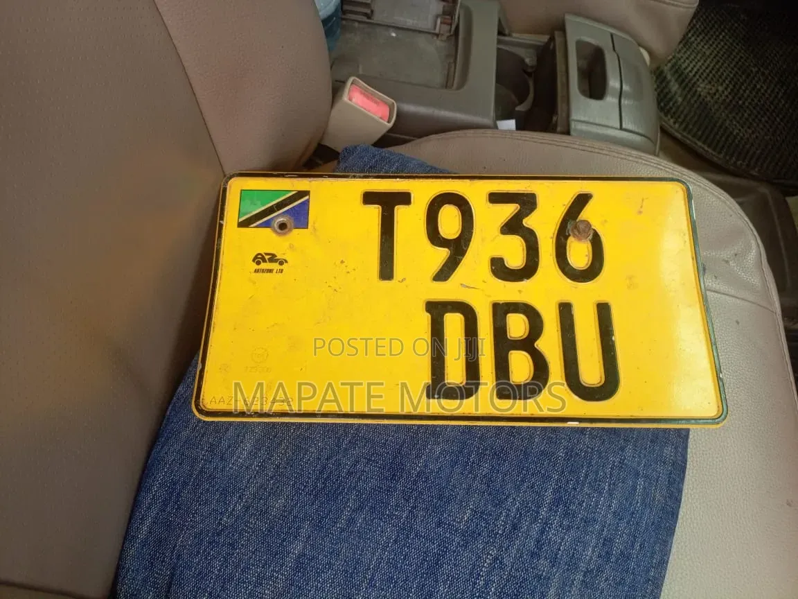 Toyota Harrier 2001 White