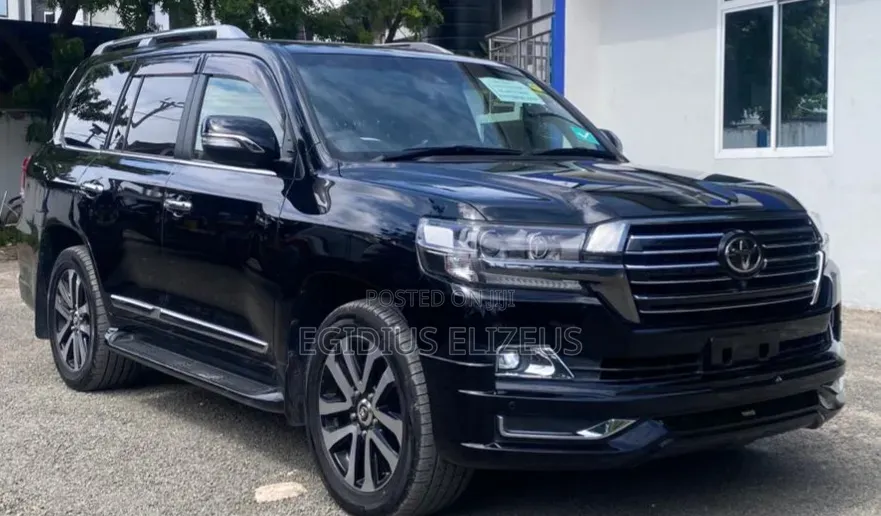 Toyota Land Cruiser 2016 Black