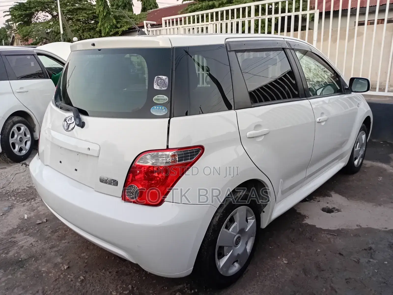 Toyota IST 2006 White