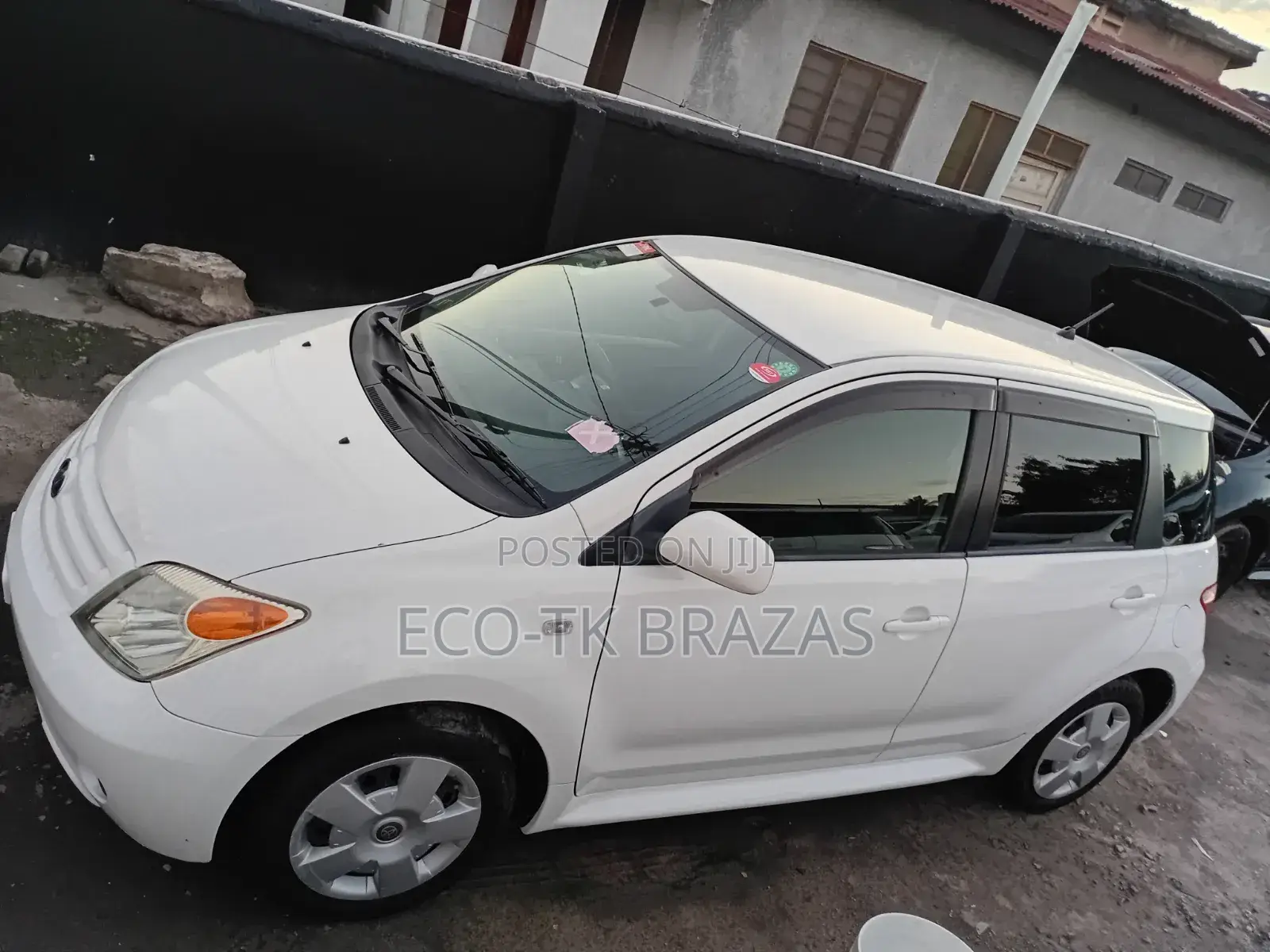 Toyota IST 2006 White