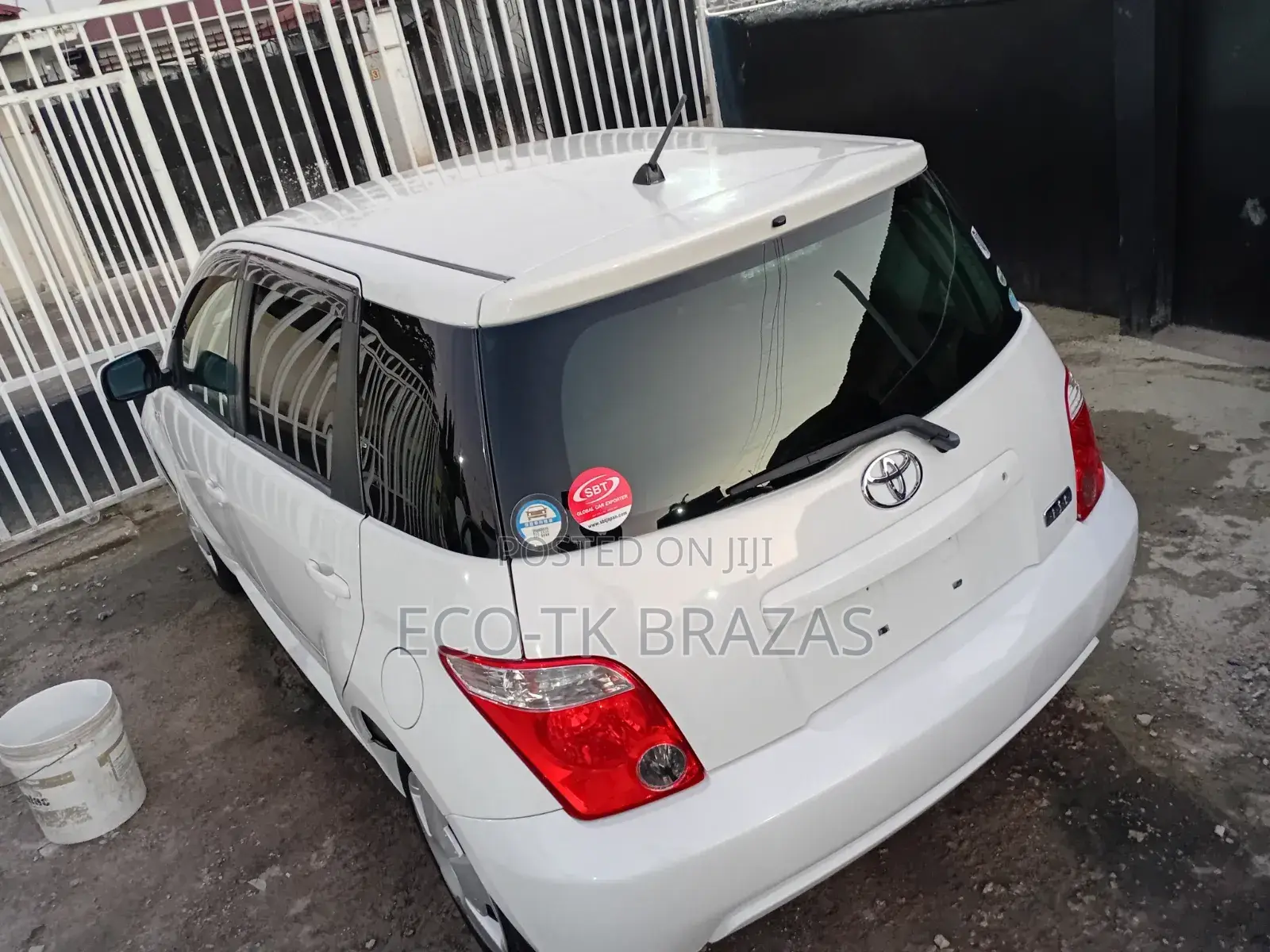 Toyota IST 2006 White