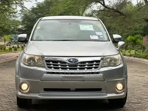 Subaru Forester 2.5X Limited 2011 Silver