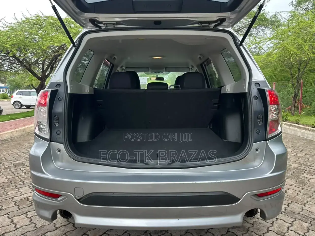 Subaru Forester 2.5X Limited 2011 Silver