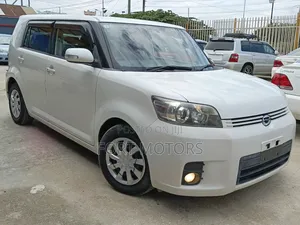 Toyota Corolla Rumion 2008 White