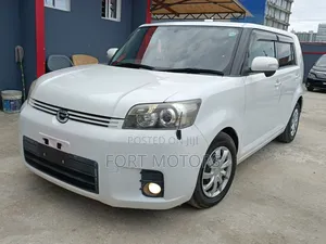 Toyota Corolla Rumion 2008 White