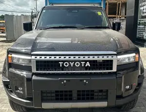 Toyota Land Cruiser Prado 2025 Black