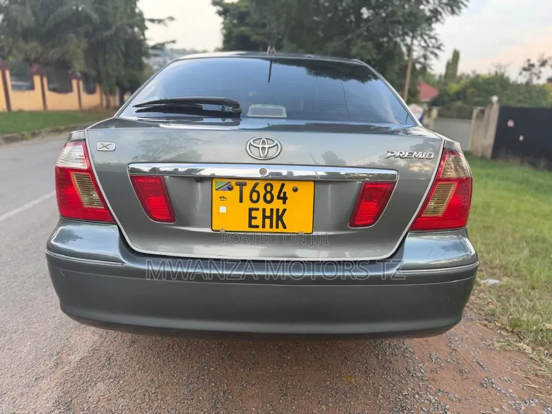 Toyota Premio 2005 Gray
