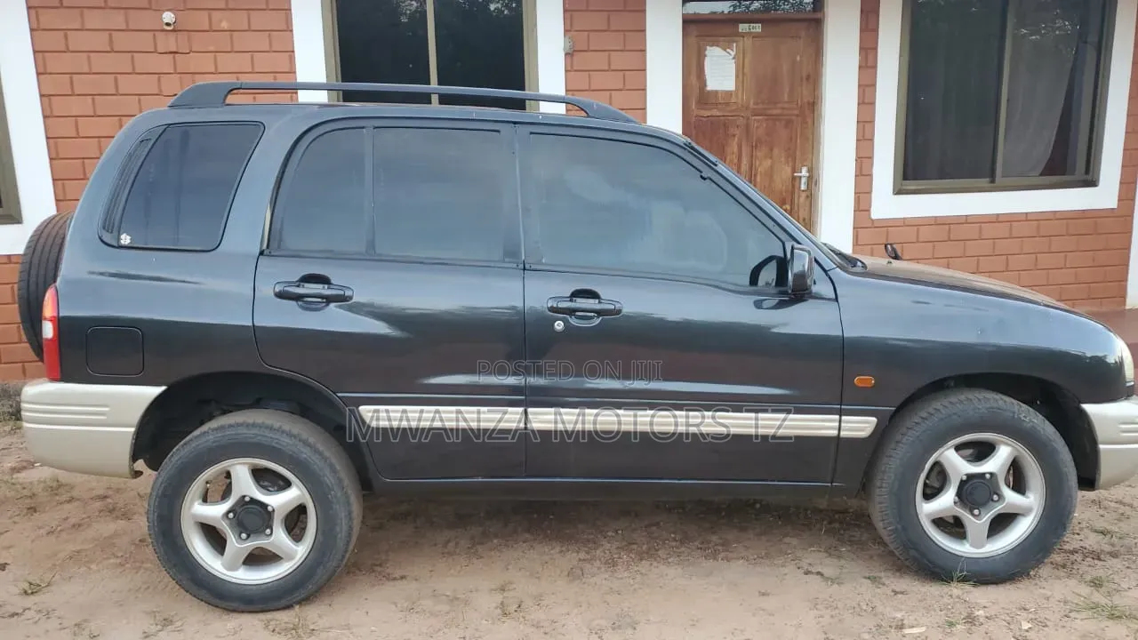Suzuki Grand Vitara 2005 Black
