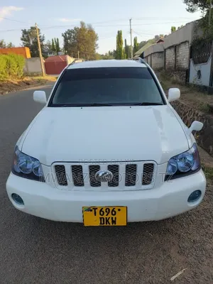 Toyota Kluger 2005 White