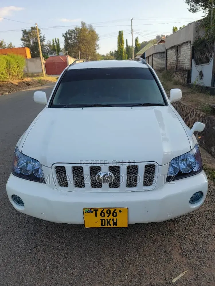Toyota Kluger 2005 White