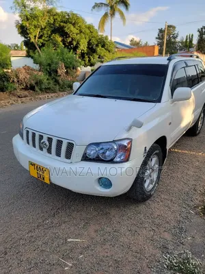 Toyota Kluger 2005 White