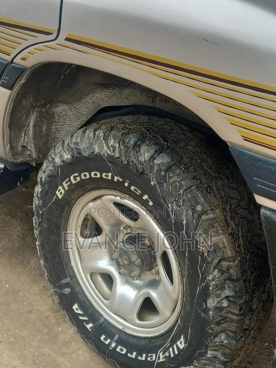 Toyota Land Cruiser HDJ 100 2003 Silver