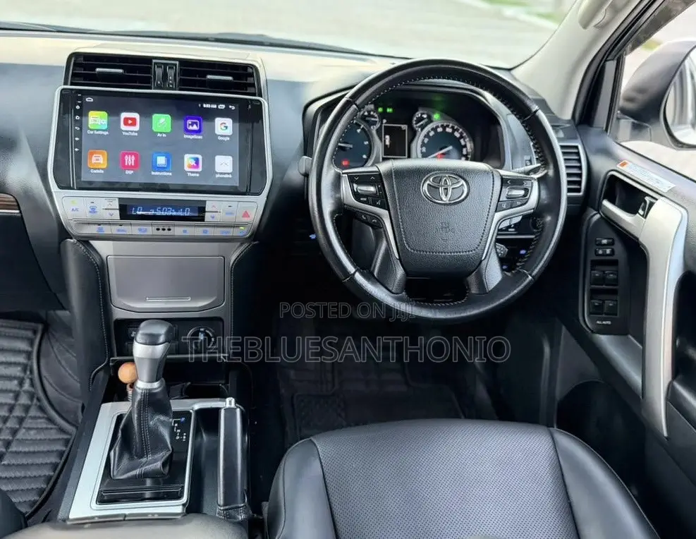 Toyota Land Cruiser Prado 2022 White