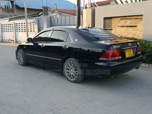 Toyota Crown 2006 Black