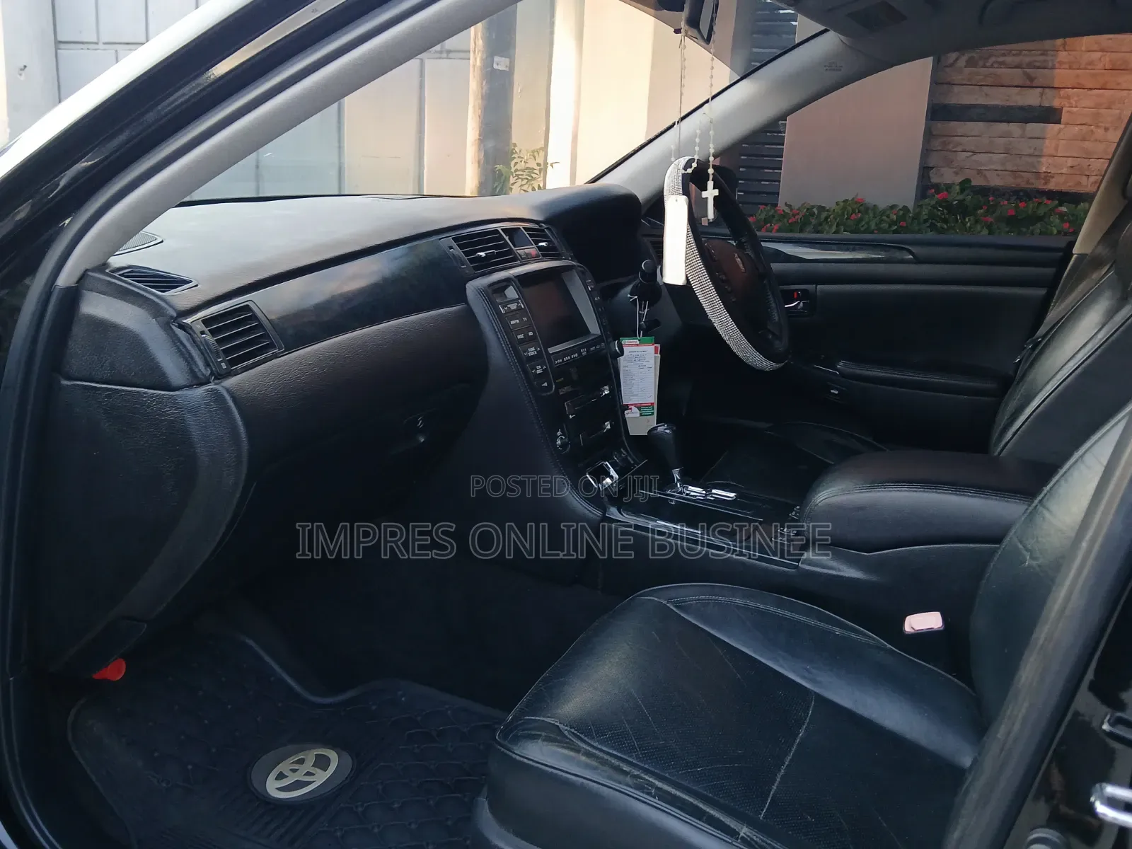 Toyota Crown 2006 Black