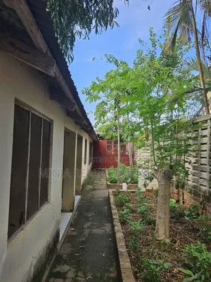 4bdrm House in Bunju for sale