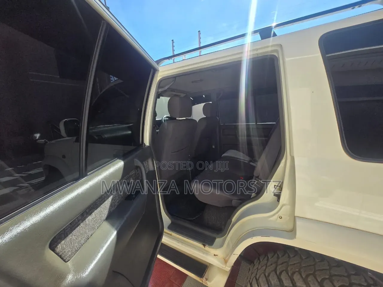 Isuzu Trooper 2002 White