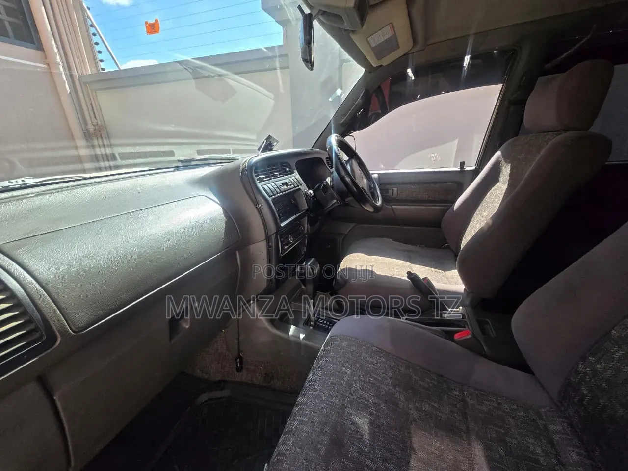 Isuzu Trooper 2002 White