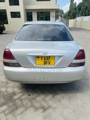 Toyota Mark II 2002 Silver