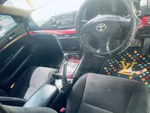 Toyota Mark II 2002 Silver