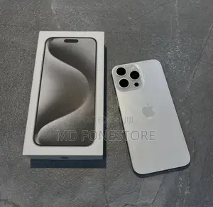 New Apple iPhone 15 Pro Max 256 GB Silver