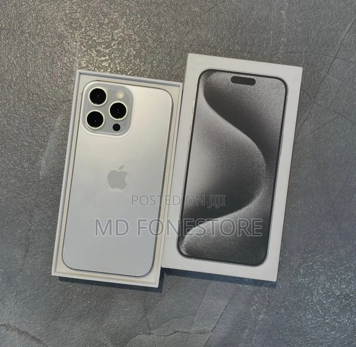 New Apple iPhone 15 Pro Max 256 GB Silver