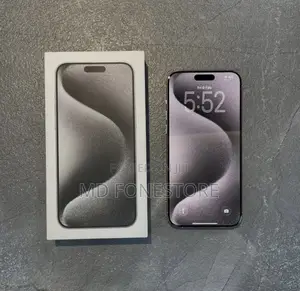 New Apple iPhone 15 Pro Max 256 GB Silver