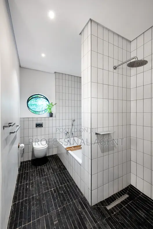 3bdrm Apartment in Msasani Barbeceu, Kinondoni for rent