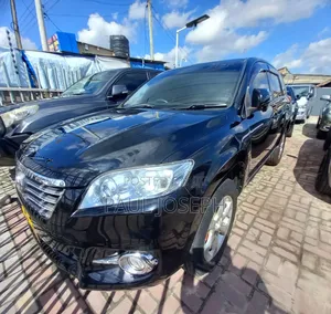 Toyota Vanguard 2011 Black