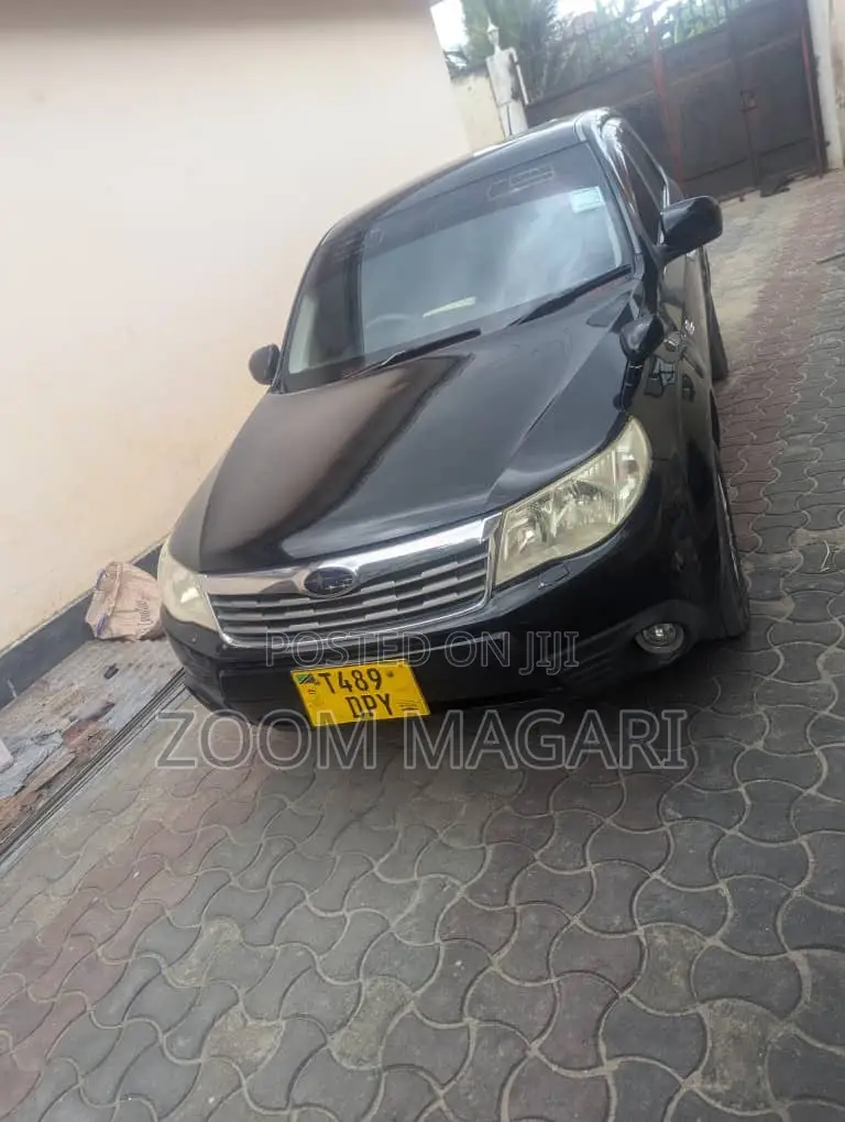 Subaru Forester 2011 Black