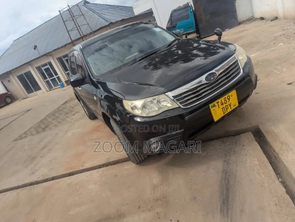 Subaru Forester 2011 Black