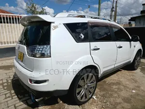 Mitsubishi Outlander 2006 White