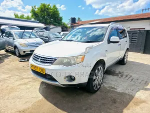 Mitsubishi Outlander 2006 White