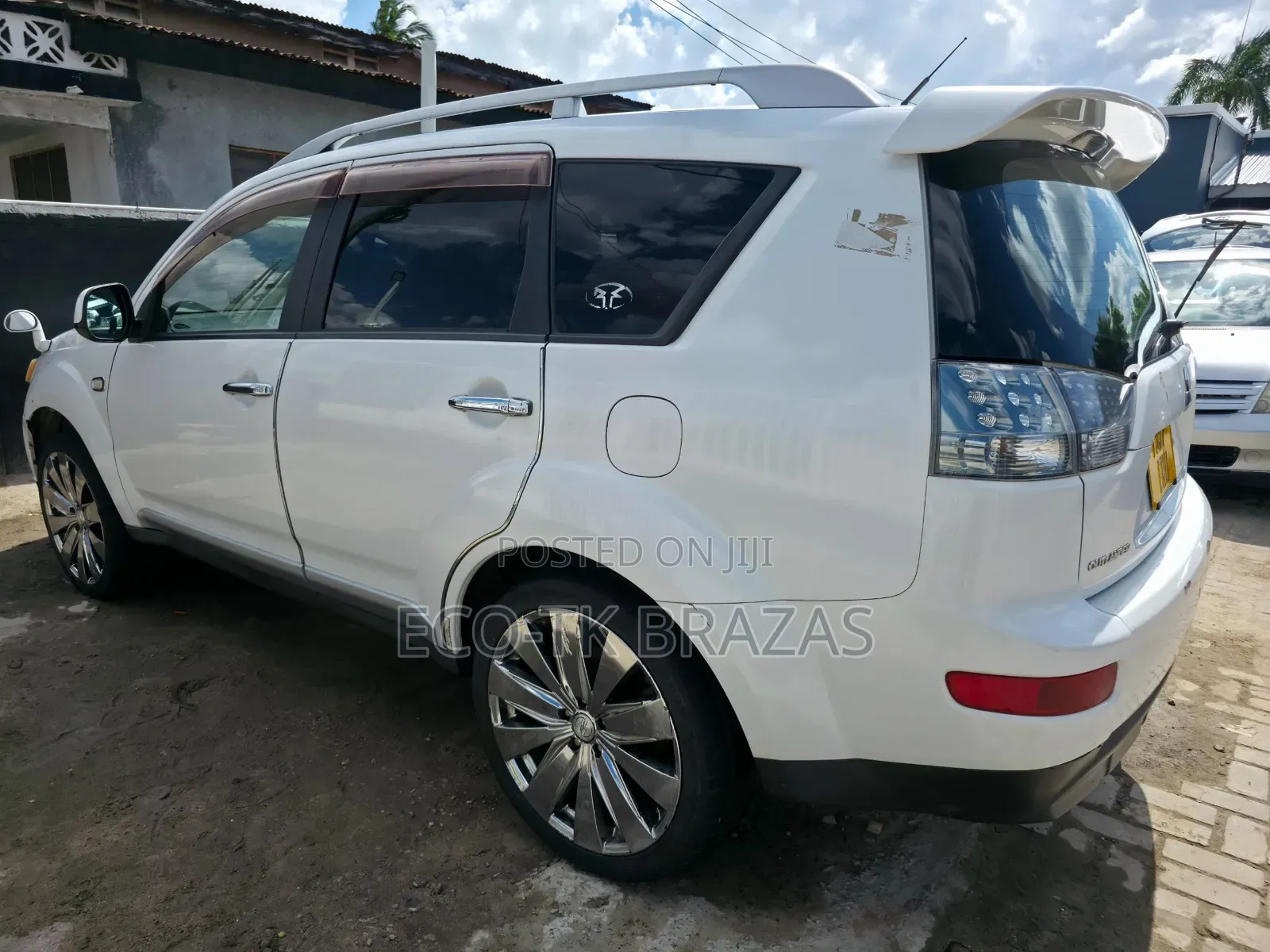 Mitsubishi Outlander 2006 White