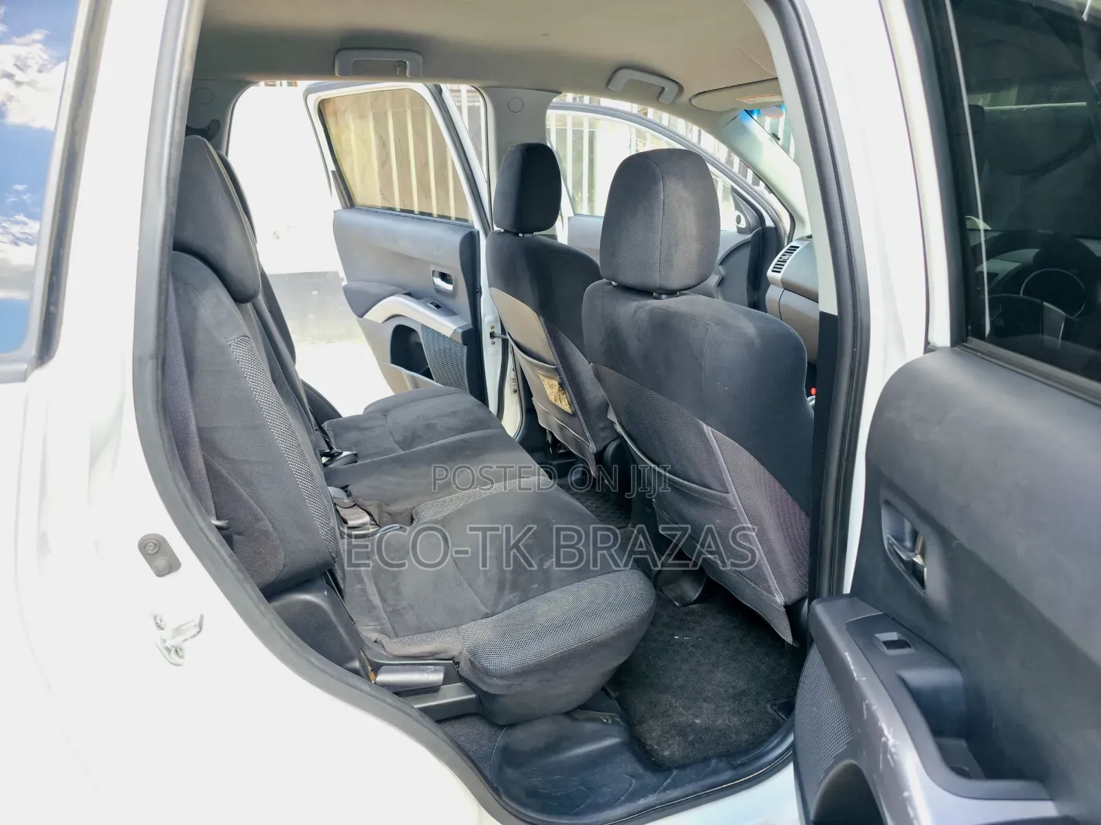 Mitsubishi Outlander 2006 White