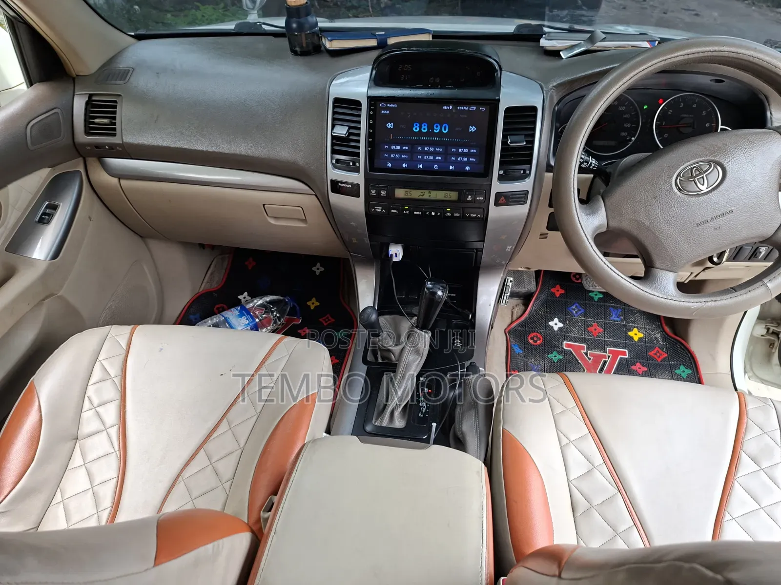 Toyota Land Cruiser Prado 2005 White